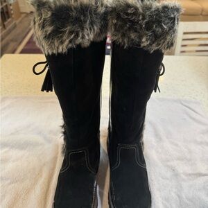 Sporto Black and Gray Fur-Trimmed Winter Boots